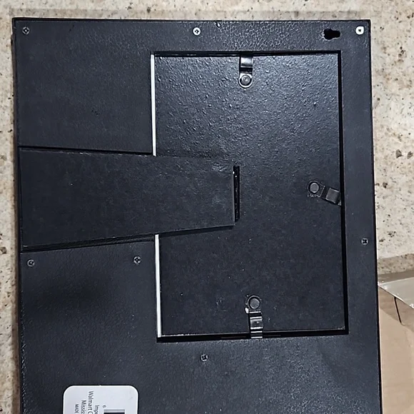 Frame - Picture 4 of 4